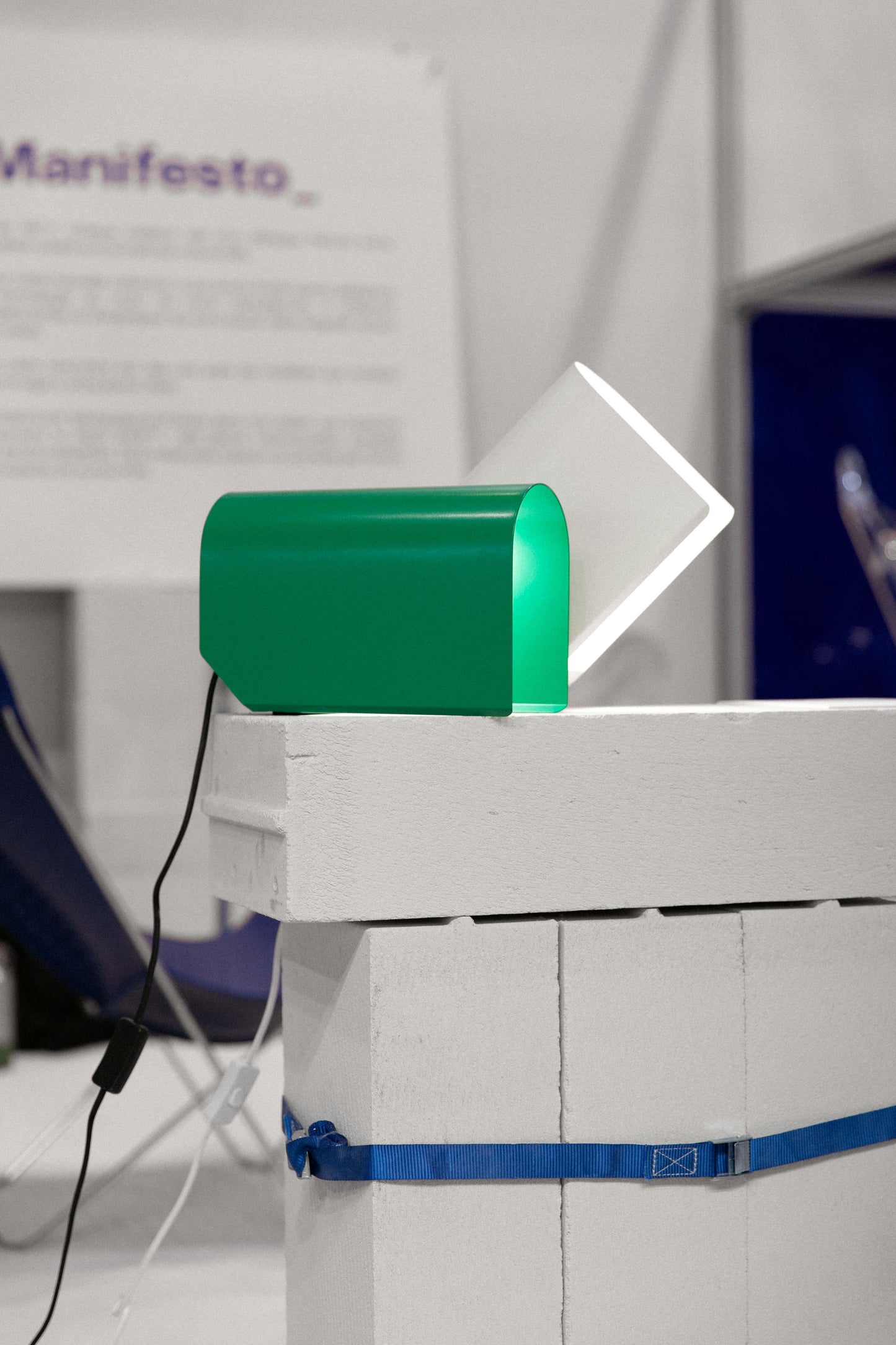 PLIS - Lampe à poser