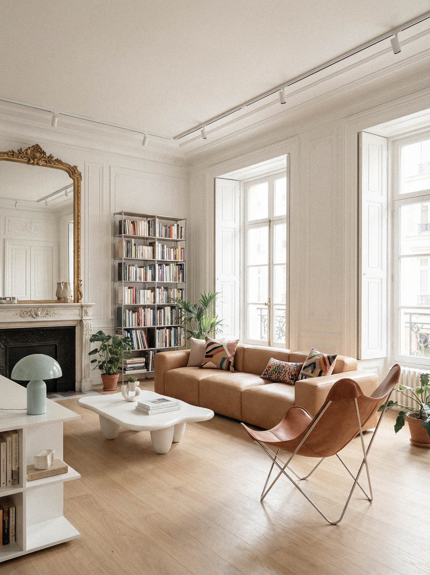 Fauteuil AA Butterfly© - Cuir marron naturel