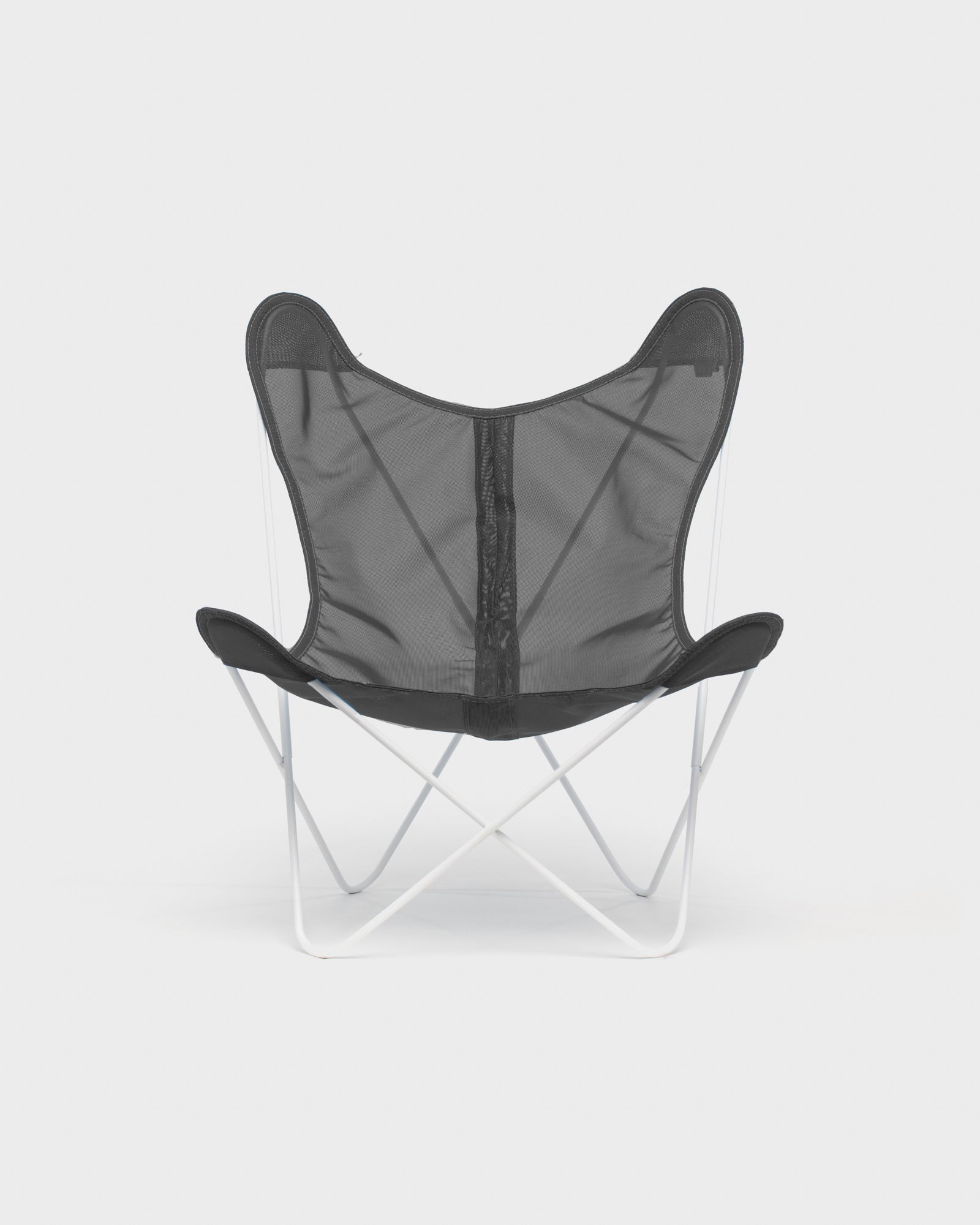 Fauteuil Papillon Batyline terre noire Structure Blanche - Vue de face