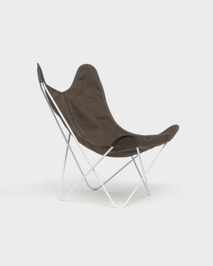 Fauteuil papillon avec une housse en coton 100% de couleur taupe