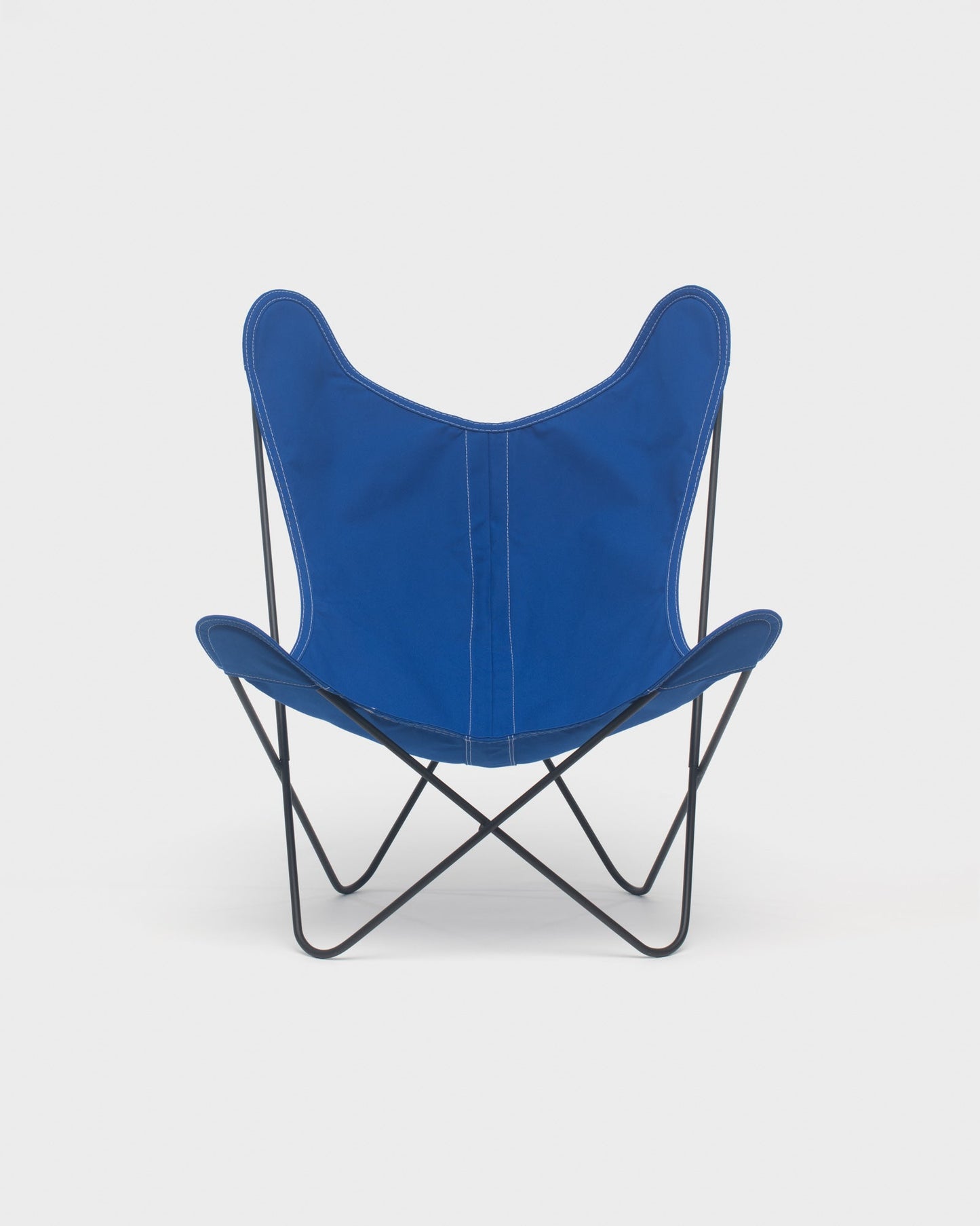 Fauteuil Butterfly Coton Ciel Structure Noire - Vue de face