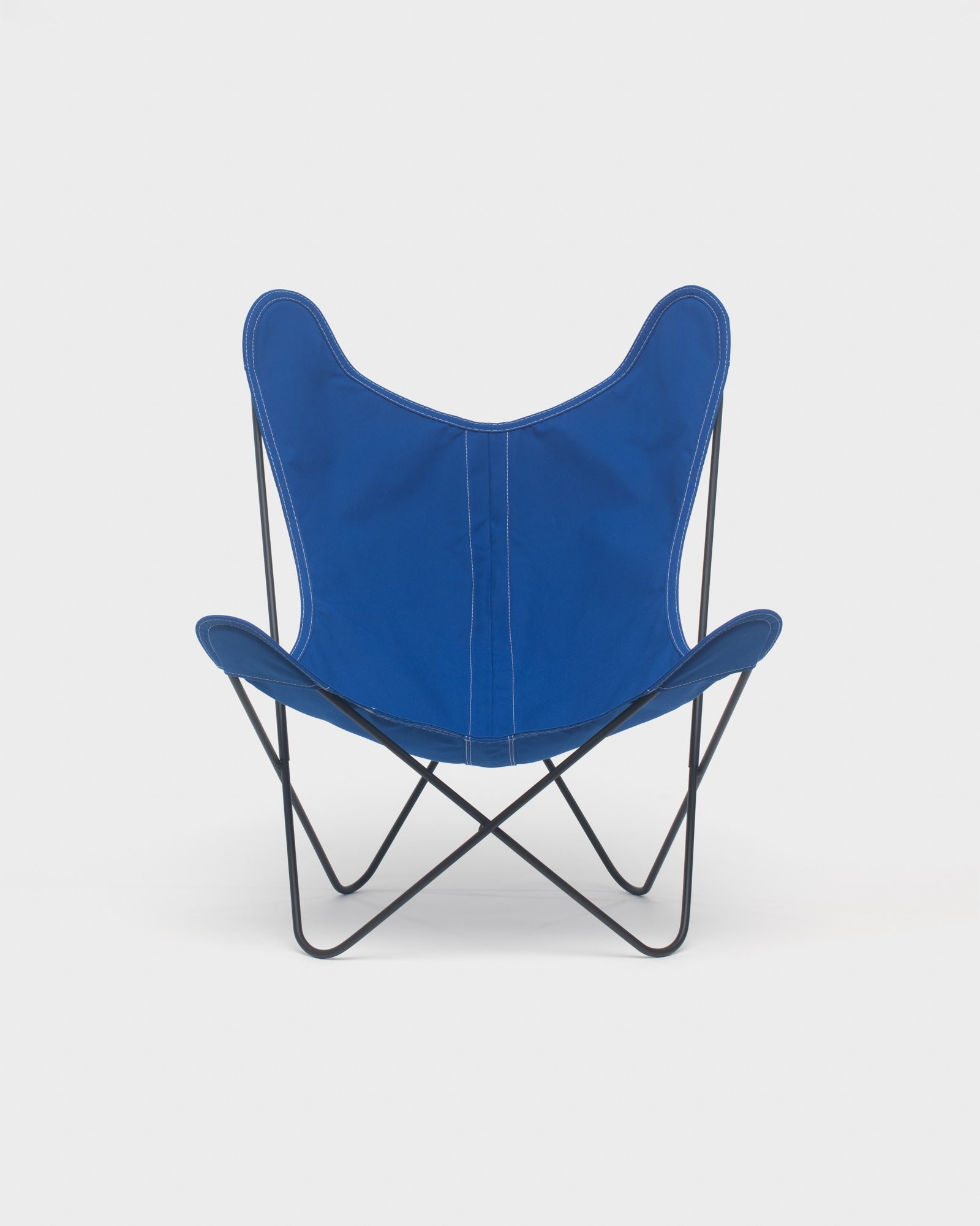 Fauteuil Butterfly Coton Ciel Structure Noire - Vue de face