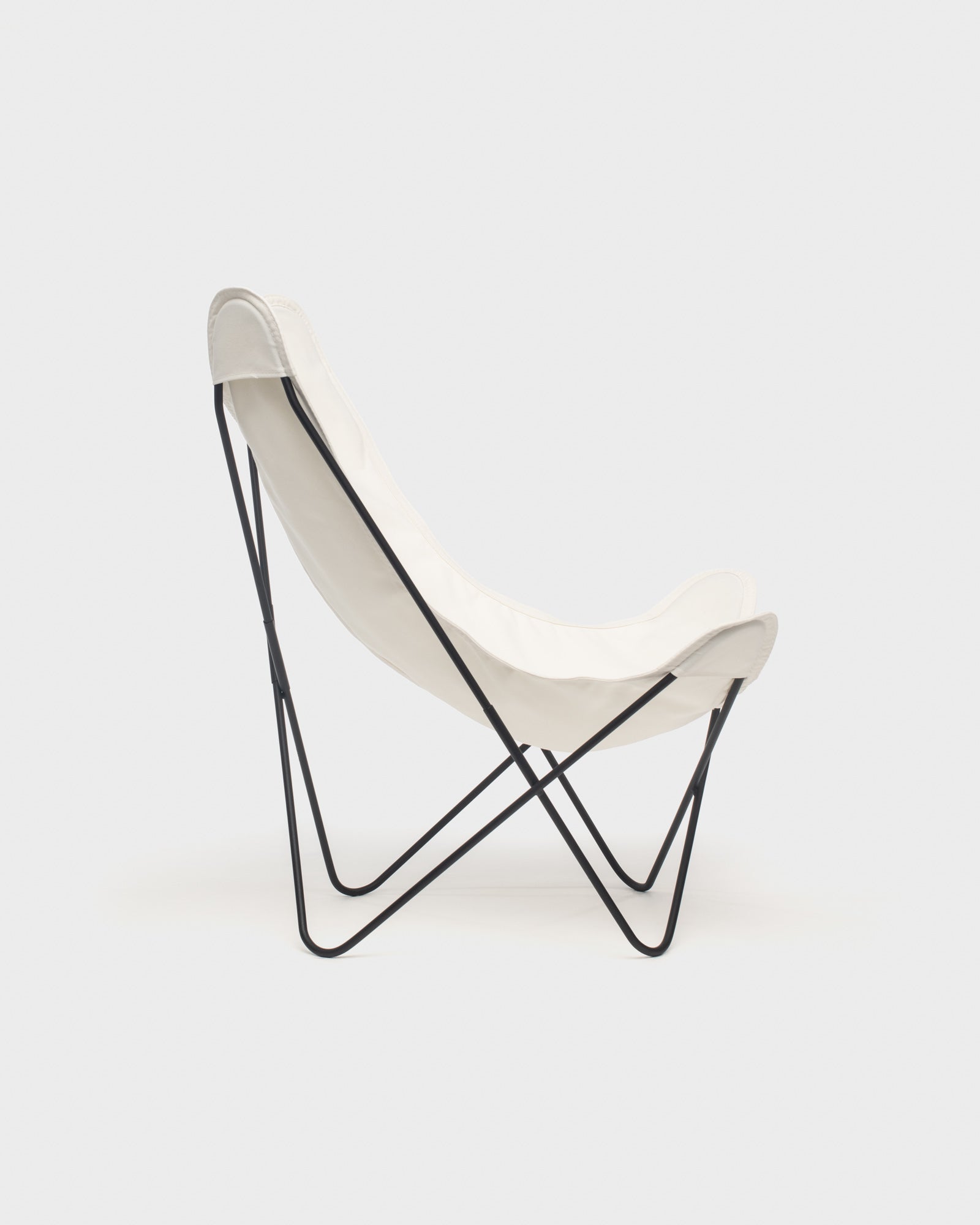 Fauteuil AA Butterfly coton Ivoire Structure Noire - Vue de profil
